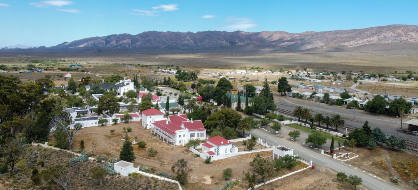 https://dailyinvestor.com/wp-content/uploads/2026/07/Matjiesfontein-15.jpg