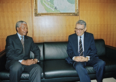 ANC leader Nelson Mandela meets Boutros Boutros