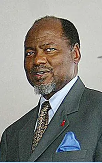 Joaquim Chissano succeeds Samora Machel as president of Mozambique