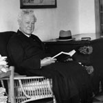 Sir Abe Bailey, Rand mine magnate, dies.
