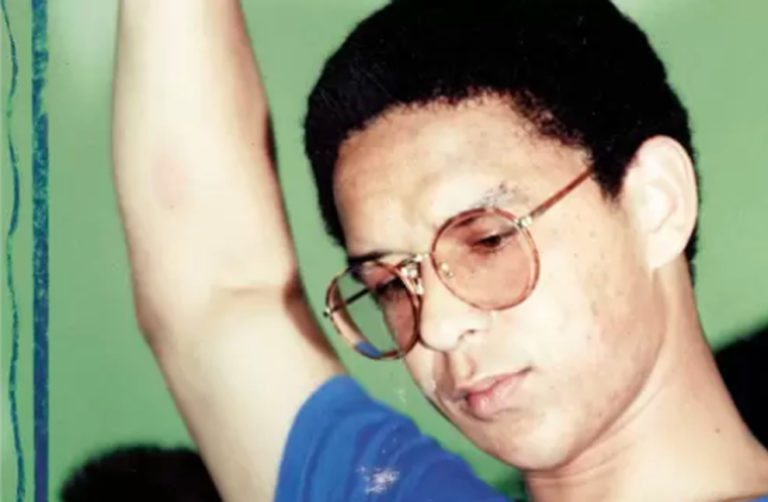 Robert McBride is born