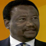 South African Journalist, Zwelakhe Sisulu is abducted.