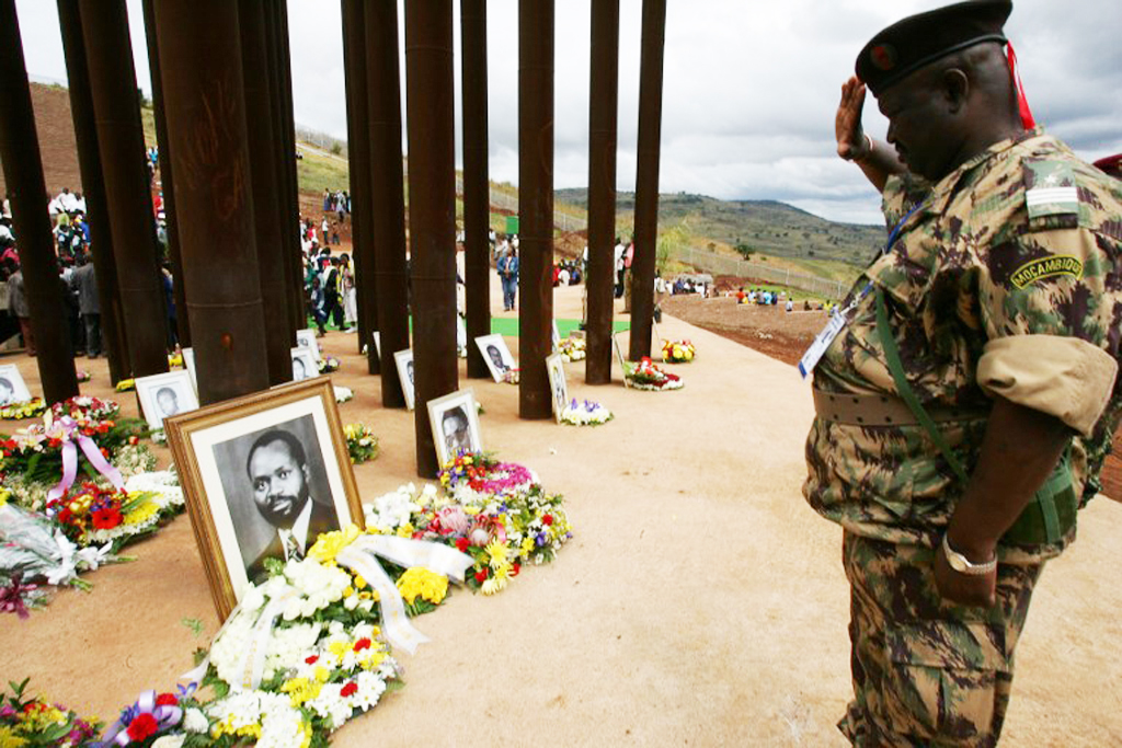 Speech at the Unveiling of the Samora Machel Memorial, Mbuzini, Tuesday 19 January 1999
