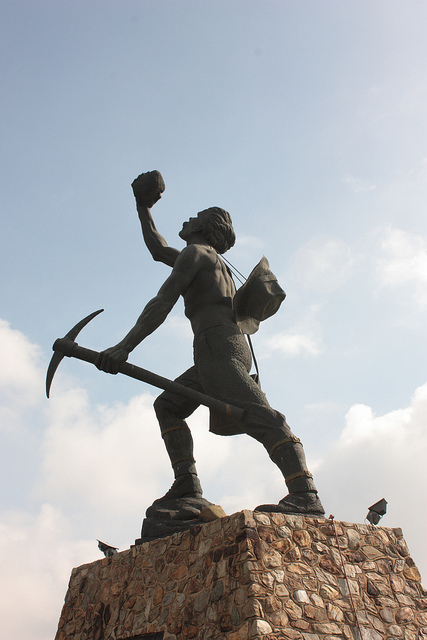 Pieter Jacobs Marais reports discovery of gold