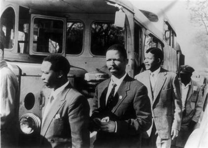Mandela returns to court alongside other activists in 1956
