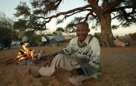 The late Khoisan traditional leader Dawid Kruiper in the Kalahari
