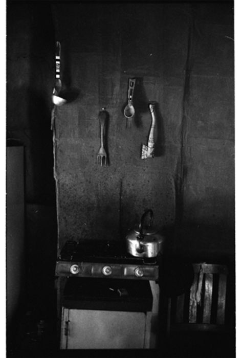 Dwellings - Cape Cooking-Equipment and supplies, Elandskloof (Western Cape, South Africa : Farm) - Rural conditions