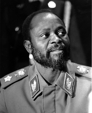 Samora Machel pledges solidarity with the people of South Africa
