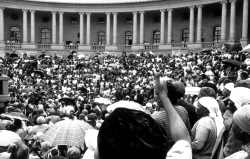 20 000 Women march to the Union Buildings 