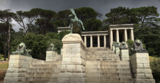 Rhodes Memorial, Vredehoek