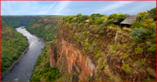 https://www.siyabona.com/images/02-gorges-lodge-batoka-gorge-786x416.jpg