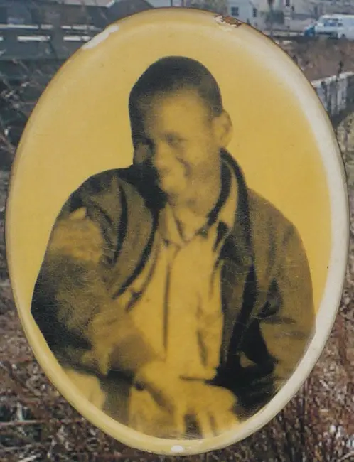  Lesley Hastings Ndlovu