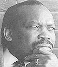 Seretse Khama is asked to renounce chieftaincy