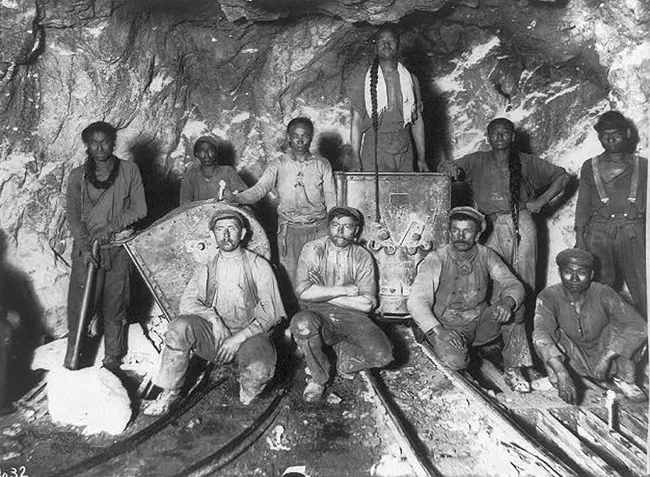 Fanakalo: the language of mining culture