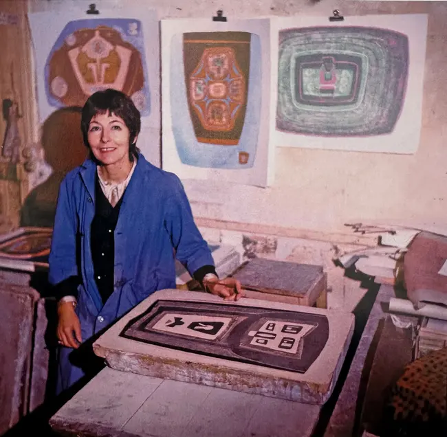 Bettie Cilliers, famous SA painter, is born 