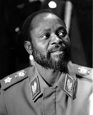 Samora Machel pledges solidarity with the people of South Africa