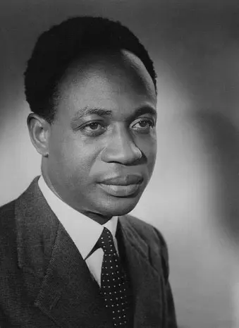 Ghanaian President Kwame Nkrumah calls on world leaders to impose “total economic and political sanctions” on South Africa