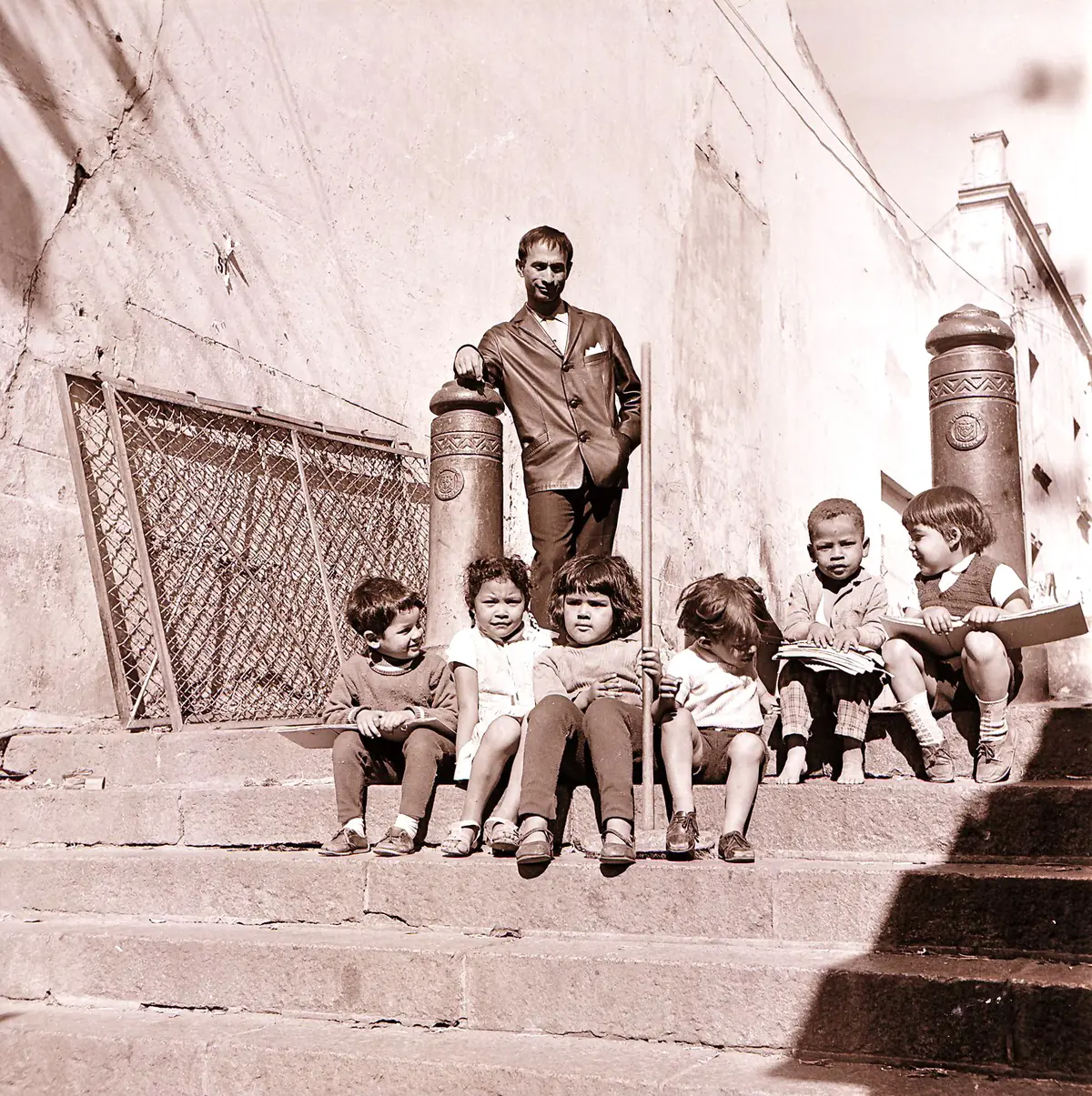 Johaar Mosaval with children