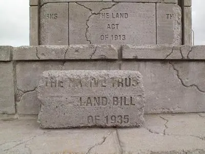 The UDF Memorial in Mitchells Plain, 2011, copyright Graham Goddard_009