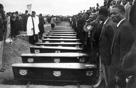 A mass funeral
