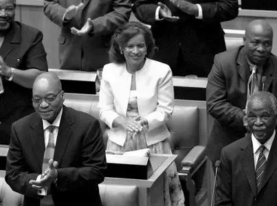 Women in Parliament. The opening of Parliament, 2005