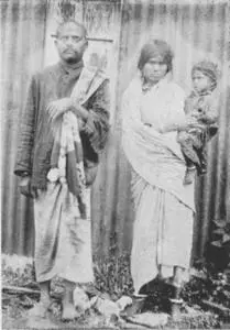 Women Satyagrahi (Passive Resister) and her family, Circa 1913