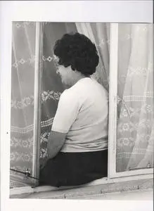 A spectator watches the drama unfold. Silverton Siege, 1980