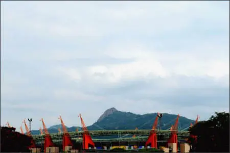 stadium_sideview_1.jpg