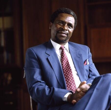 Enos Mabuza portrait