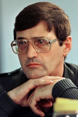 Col Eugene de Kock testifies in Court