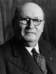 Prime Minister, D.F. Malan retires 
