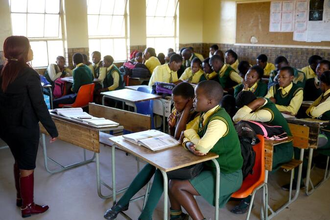South Africa wants to make history compulsory at school. But can it? by Linda Chisholm (the Conversation.com), 1 June 2018