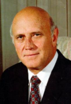 De Klerk announces referendum date