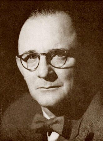 Jacobus Johannes (Jim) Fouché is born in Wepener in the OFS.