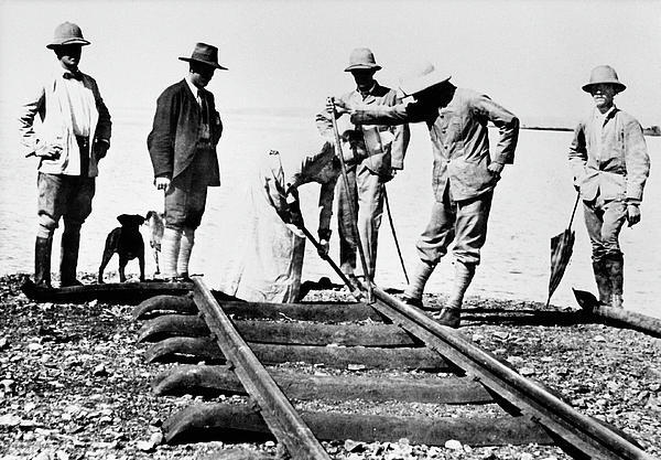 The Kenya-Uganda railway is completed 