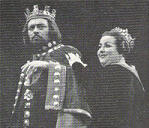 Joyce Barker, SA soprano, is born in Mooi River, Natal.