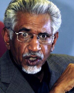 Mac Maharaj is born
