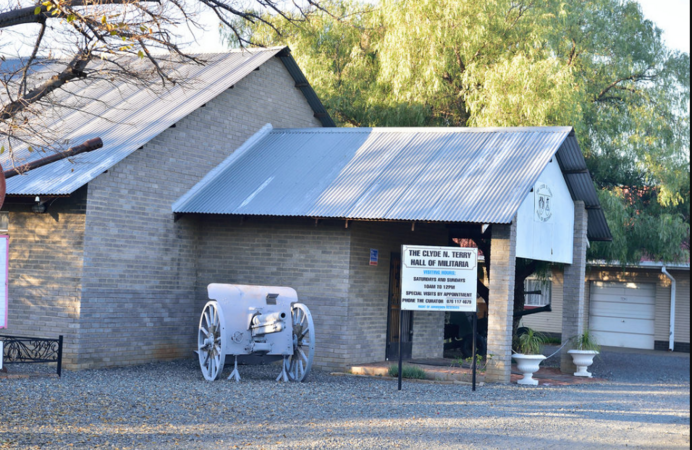 Moth Memorial, Kimberley