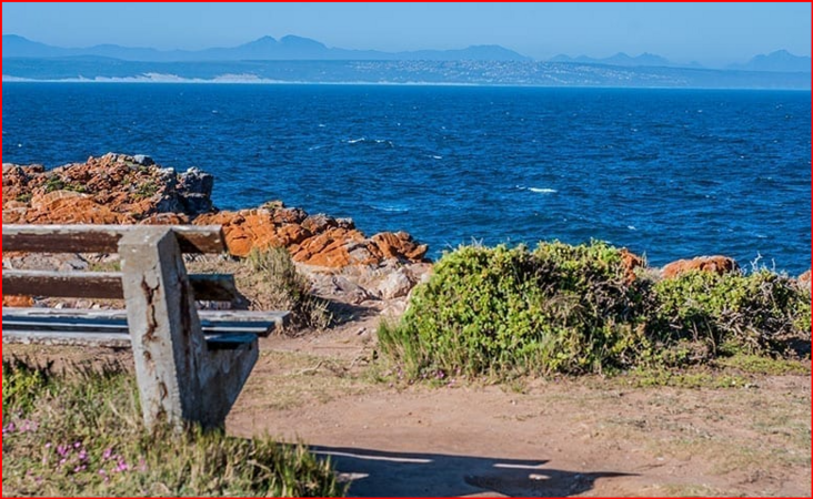 https://southerncape.online/directory/wp-content/uploads/sites/8/2021/10/discover-the-southern-cape-and-karoo.jpg