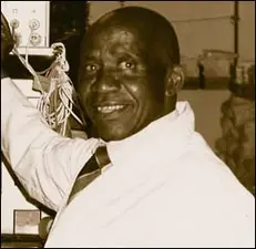 Hamilton Naki