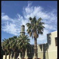 http://www.bokaap.co.za/wp-content/uploads/2016/10/Auwal_Mosque_in_Bo-Kaap-225x300.jpg