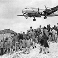 The Berlin Airlift comes to an end | South African History Online