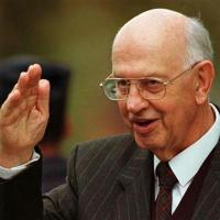 <p> Former South African President P.W. Botha, 1998 <a href='https://uk.reuters.com/article/uk-safrica-botha/s-african-ex-president-p-w-botha-dies-idUKL3145517120061101' target='_blank'> Source: Reuters/Mike Hutchings</a></p>