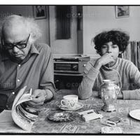 Alex La Guma with his son